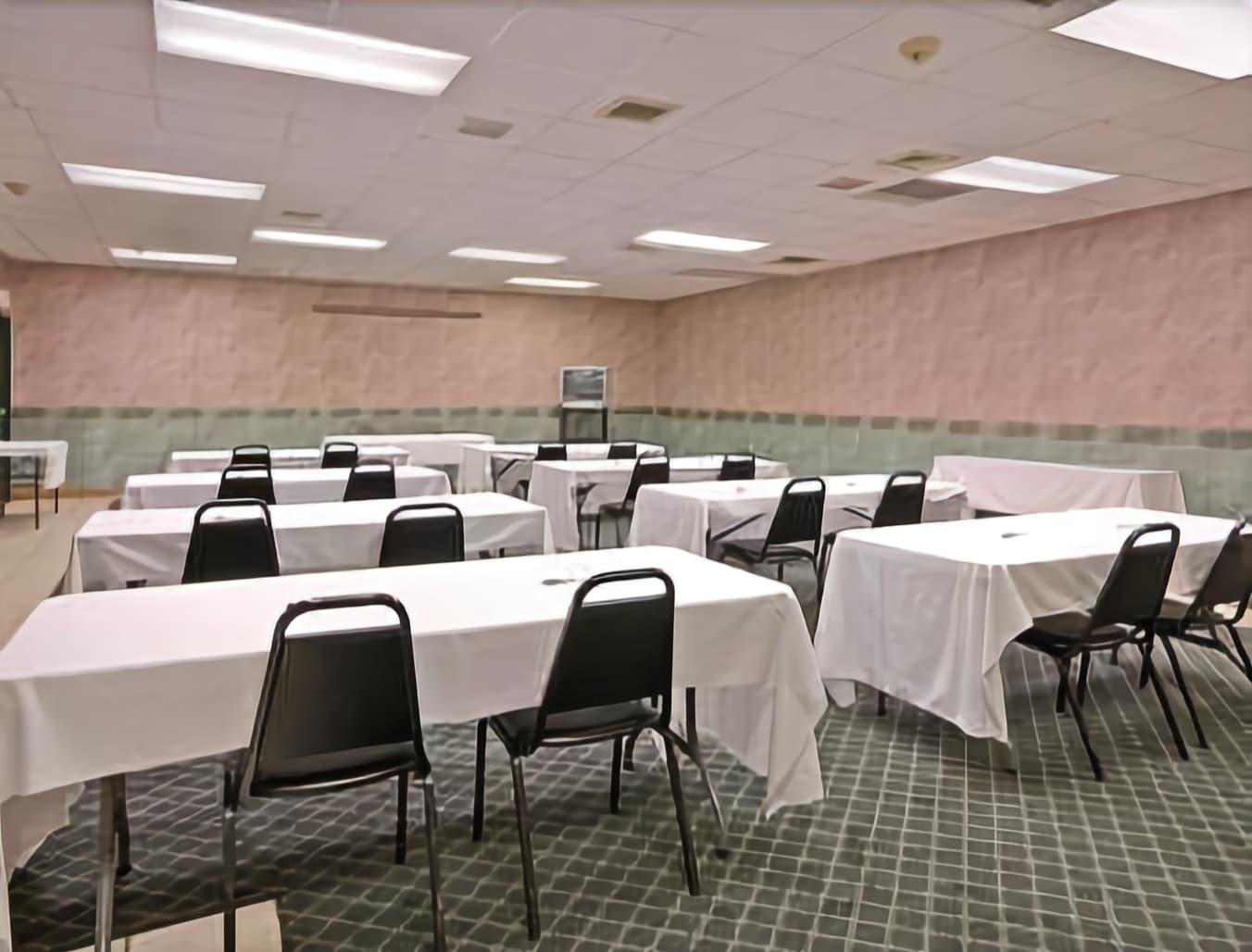 St. Clairsville Days Inn By Wyndham St Clairsville מתקנים תמונה