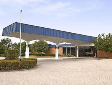St. Clairsville Days Inn By Wyndham St Clairsville מראה חיצוני תמונה